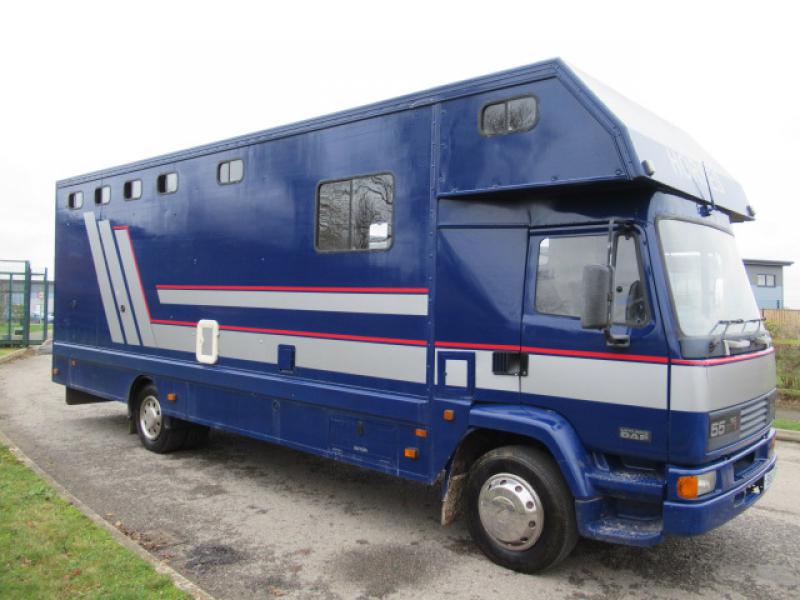 15-495-13 Ton DAF 55 160 HGV Coach built by Solitaire .. Stalled for 4 with smart living..   Years MOT upon sale